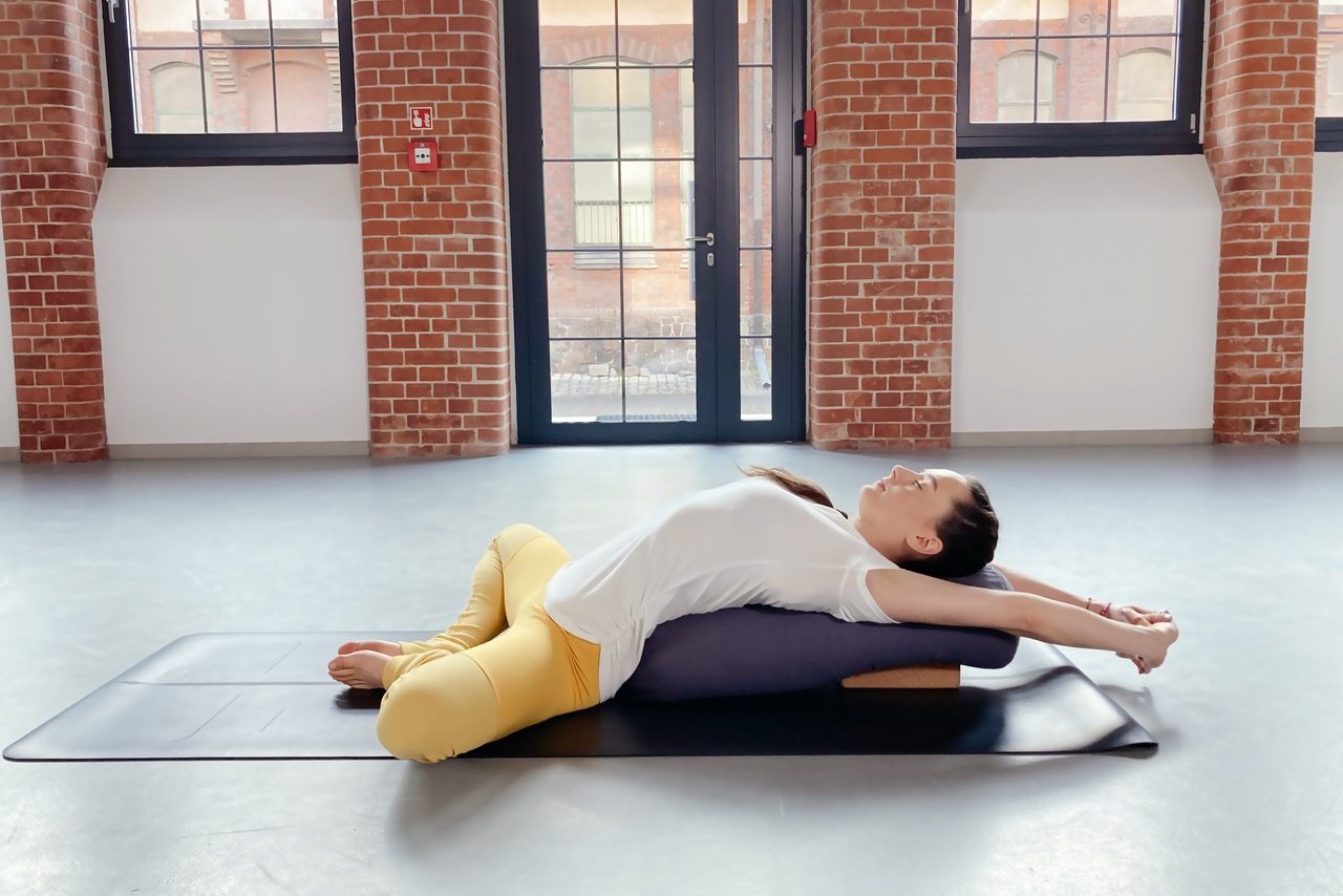 Restorative Yoga - sztuka świadomej relaksacji